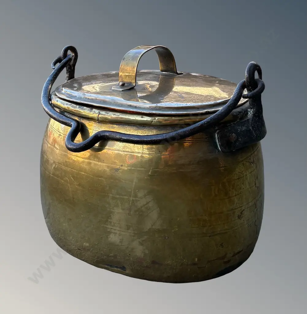 Brass Pot with Cast Iron Handle, H26xW32xD22cm Image 1++
