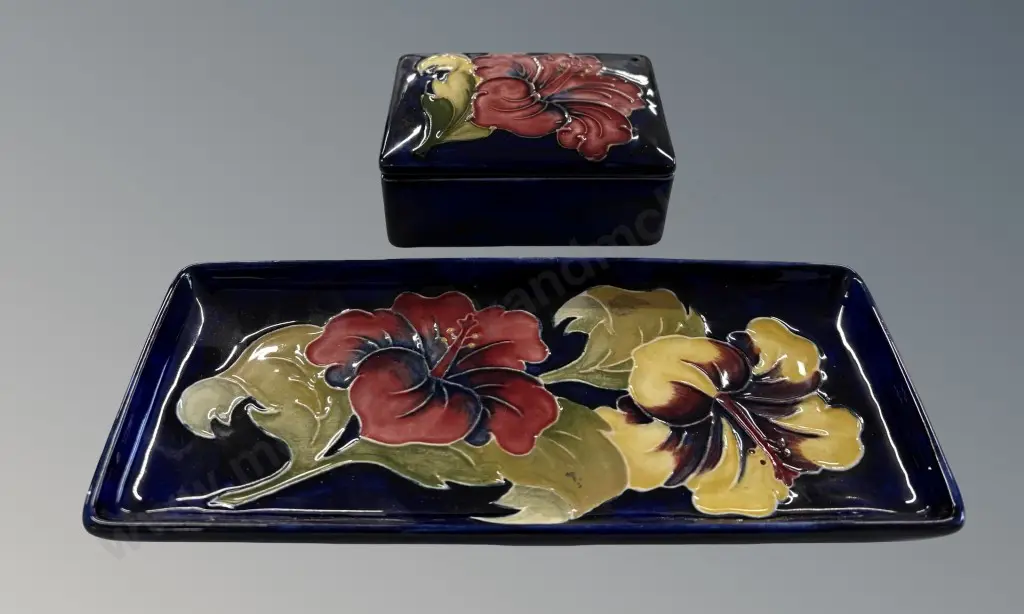 Moorcroft Hibiscus Pattern Pen Tray L20cm and Trinket Box H4xL9cm Image 1++