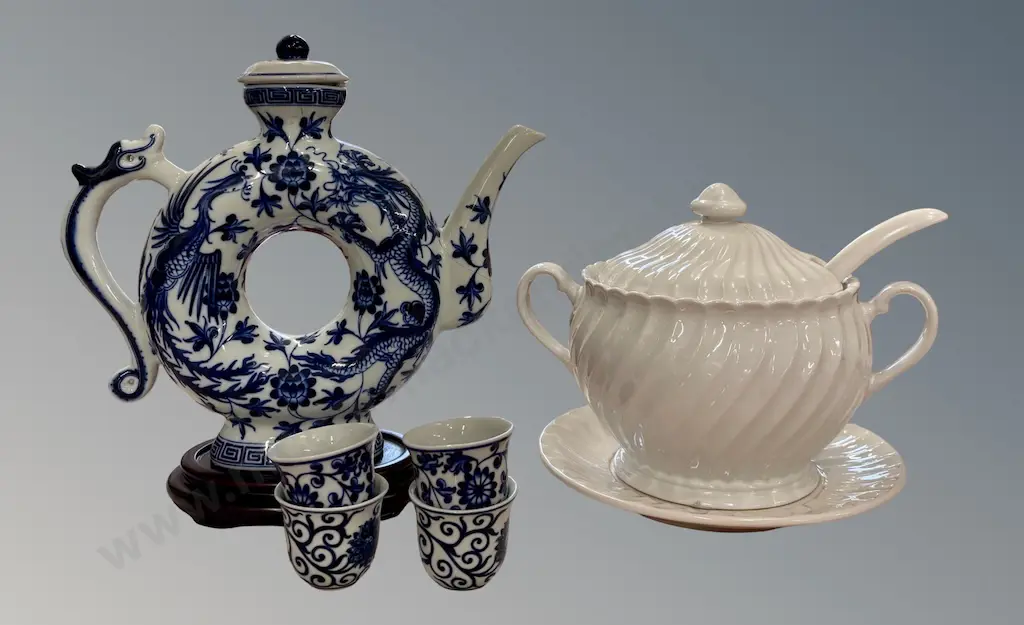 White Porcelain Soup Tureen with Ladle and Oriental Donut Teapot with 4 Cups Image 1++
