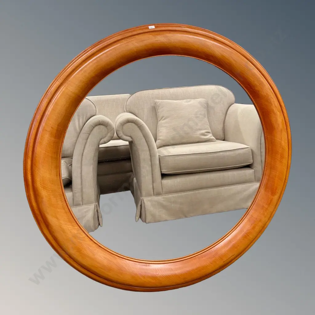 Kauri Framed Circular Mirror, Dia94cm Image 1++