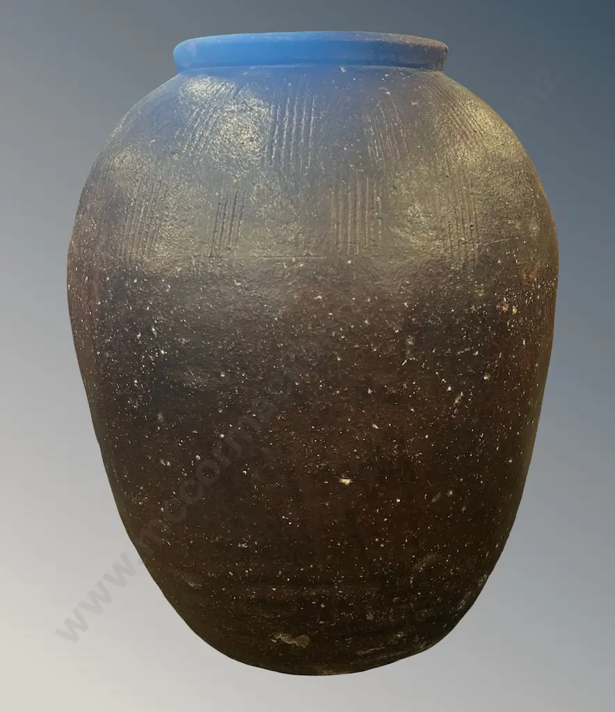Large Chinese Stone Storage Pot, H43xD32cm Image 1++