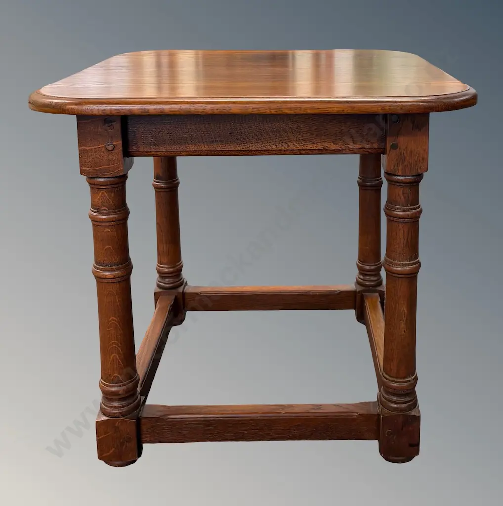 Oak Square Side Table, H56x61x61cm Image 1++