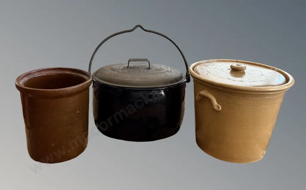 Judge Ware Cast Iron Pot and 2 Crocks (1AF) Image 1++