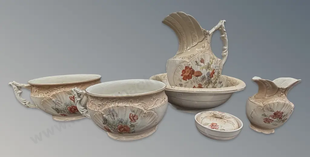 Victorian Chamber Set Image 1++