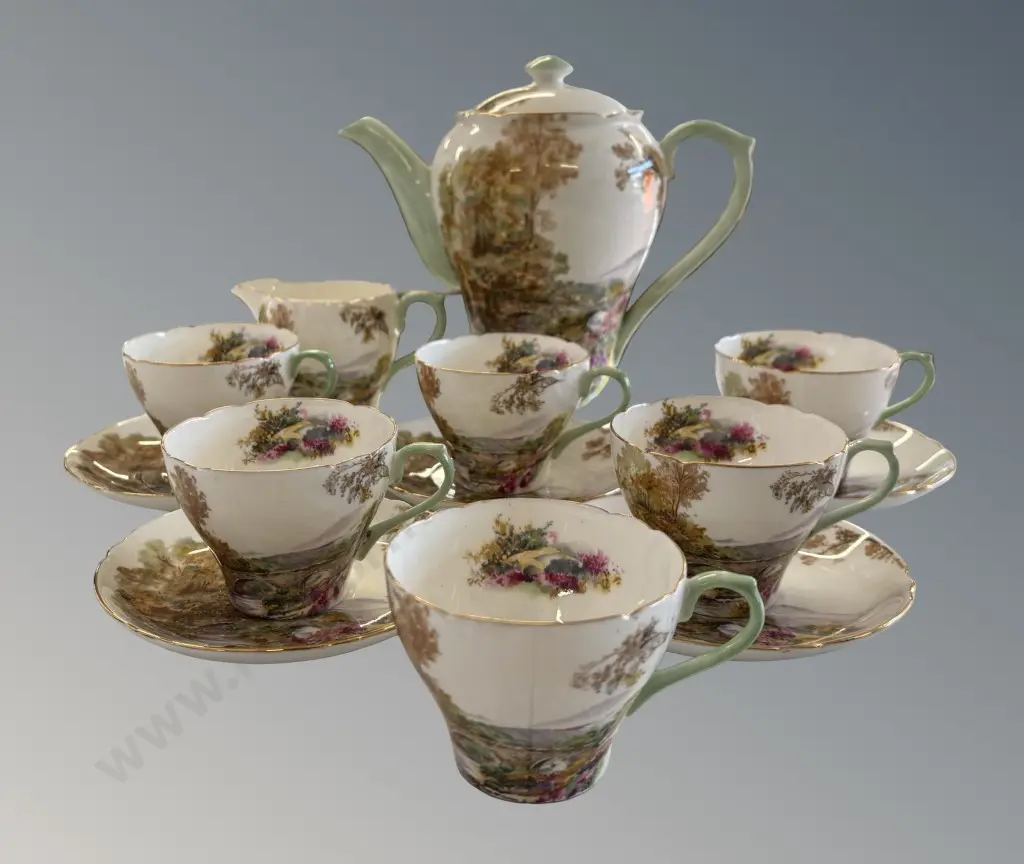 Shelley 'Heather' Coffee Pot, Six Cups (one AF), Five Saucers & Creamer Image 1++