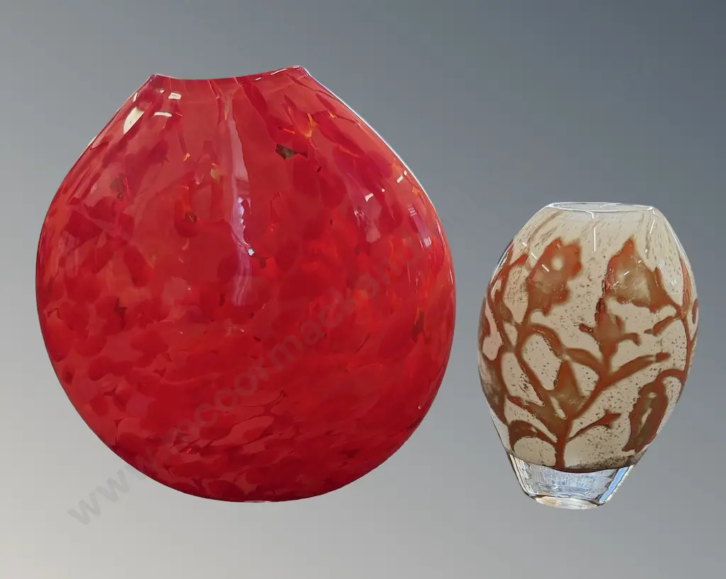 Speckled Red Art Glass Vase, H22xdia23cm and Kosta Boda Glass Vase, H17cm Image 1++