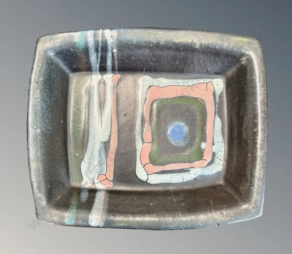 Doreen Blumhardt NZ Pottery Platter L50xW43cm Image 1++
