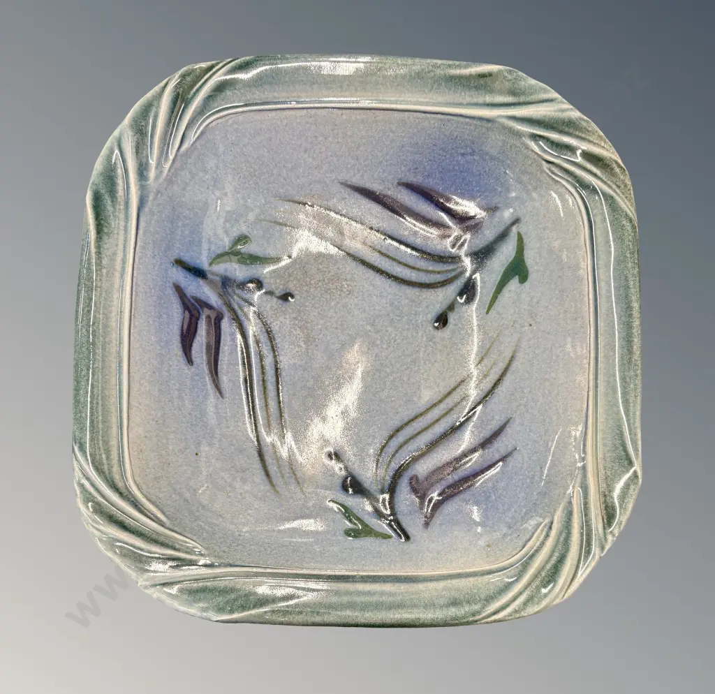 Signed NZ Pottery Platter, 33.5x34cm Image 1++