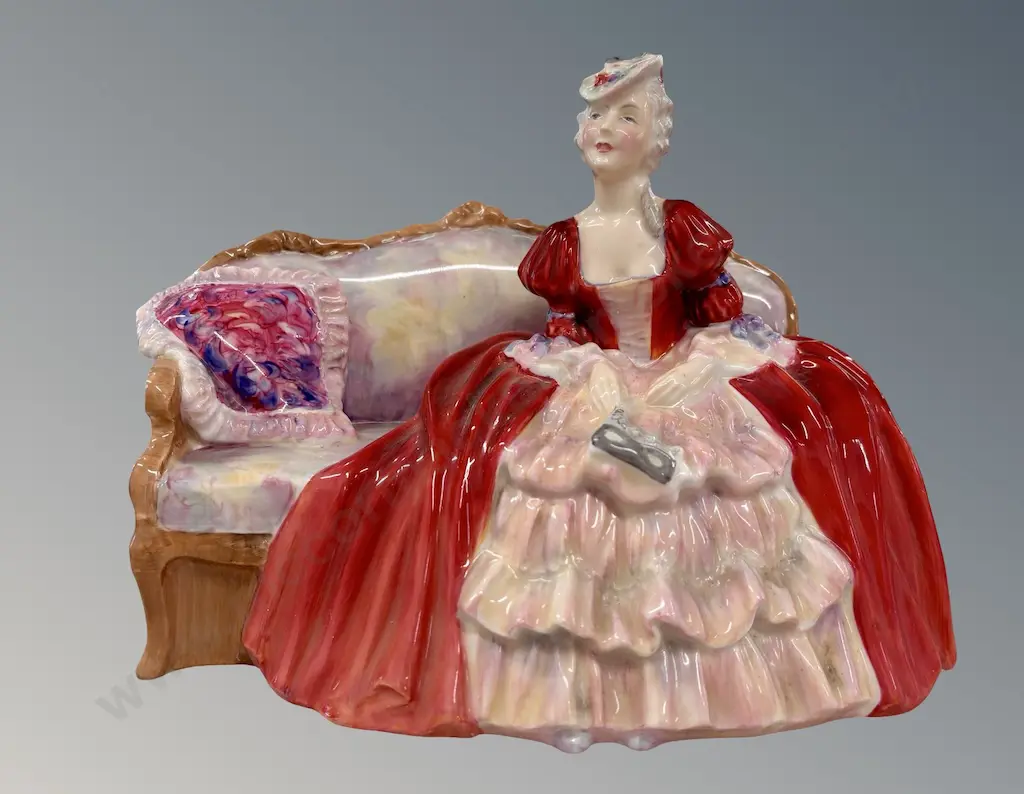Royal Doulton Figurine - Belle O' The Ball, HN1997, H15cm Image 1++
