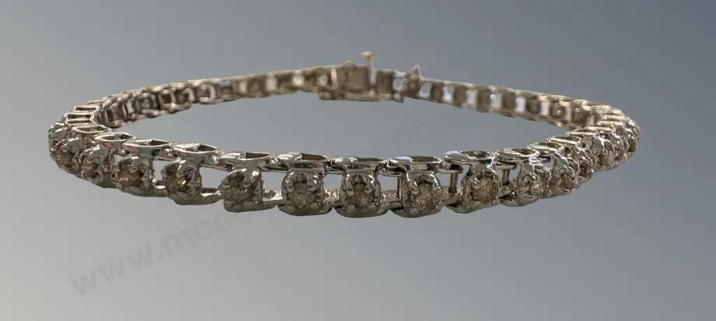 9ct White Gold Diamond Tennis Bracelet with 43 Brilliant Cut Diamonds L19cm, TGW 1.42ct, TW10.52gms Image 1++
