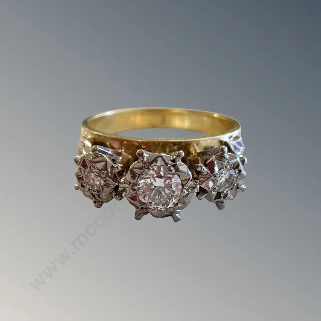 18ct Yellow and 9ct White Gold Three Stone Diamond Ring, Size M/N, TW5.67gms Image 1++