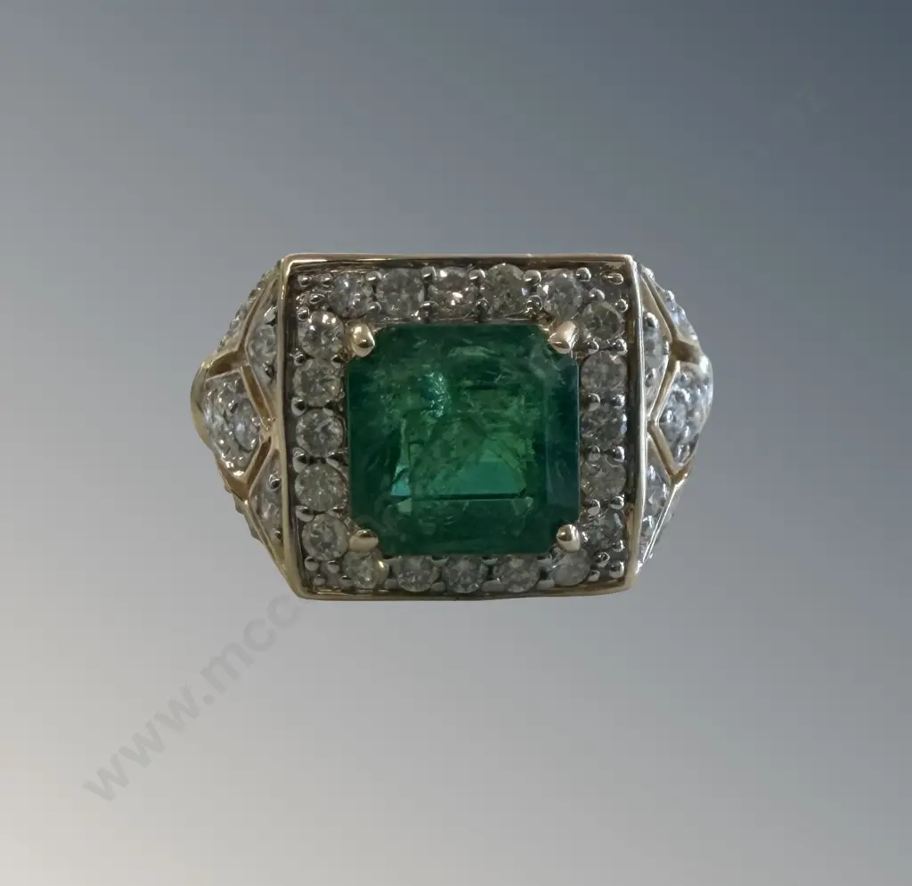 14ct Gold Emerald and Diamond Ring, Size L1/2, TW5.2gms Image 1++