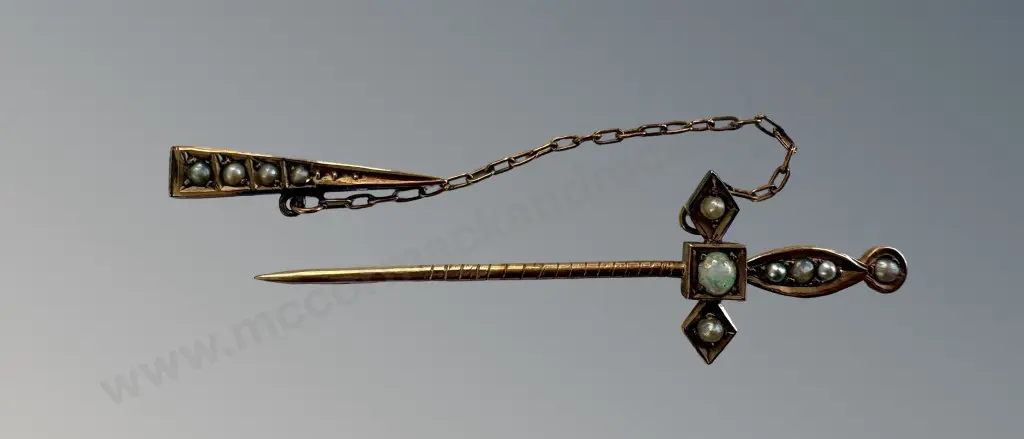 9ct Gold Opal and Seed Pearl Sword Brooch, L5.2cm, TW2.5gms Image 1++