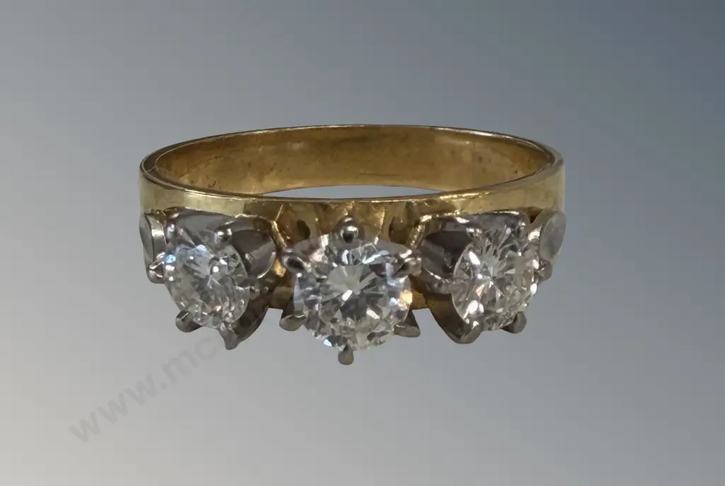 18ct Yellow and White Gold 3 Stone Diamond Ring, TDW.9ct, Size 0, TW4.88gms. Image 1++
