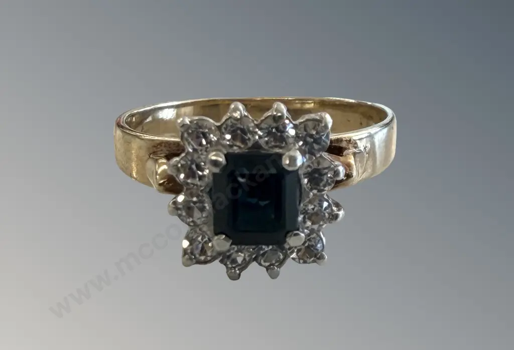 9ct Gold Sapphire and Spinel Cluster Ring, Size O, TW3.76gms Image 1++