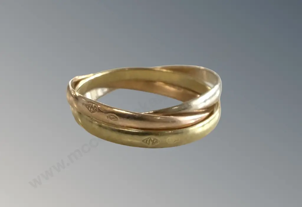 18ct White, Yellow and Rose Gold Russian Wedding Ring, Size L1/2, TW2.92gms Image 1++