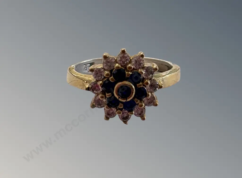 9ct Gold Sapphire Cluster Ring, Size O/P, TW3.58gms Image 1++