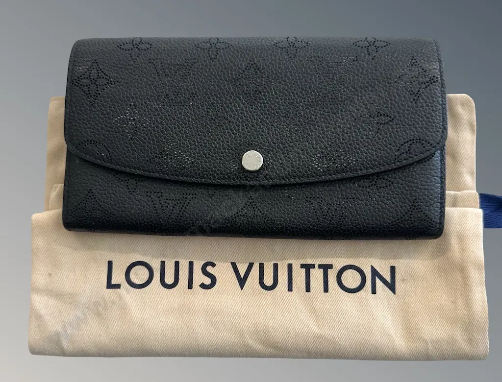 Louis Vuitton Wallet - Mahina Iris Noir Design, Crafted from Perforated Calfskin Leather Image 1++