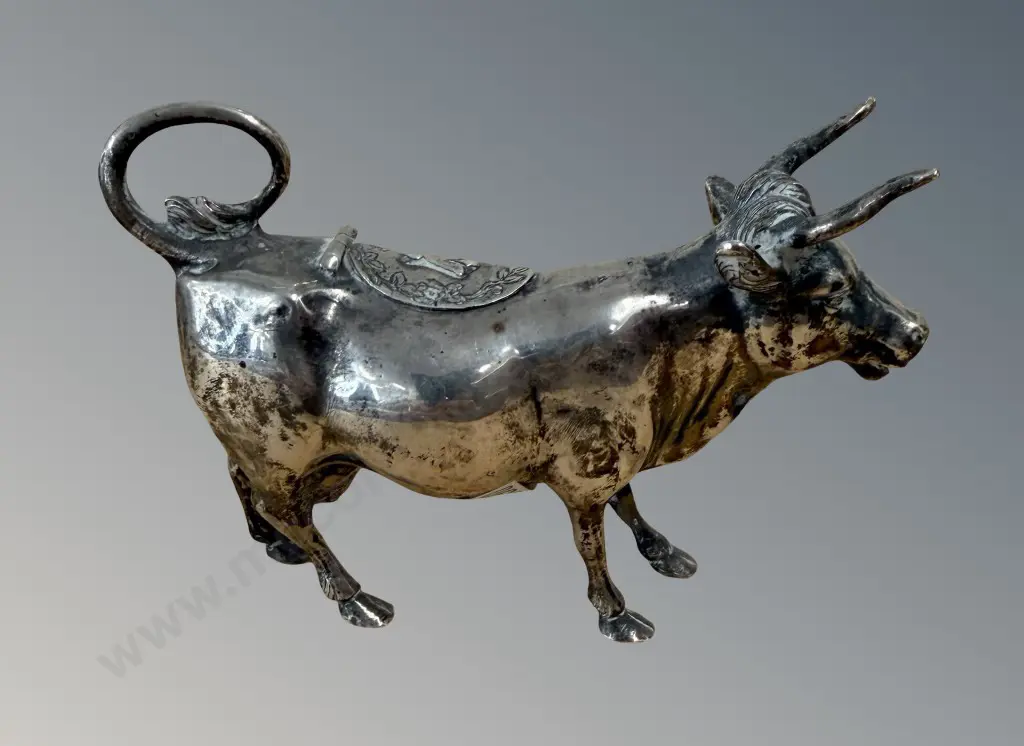 Sterling Silver Cow Creamer, H8xL10cm, TW99gms Image 1++