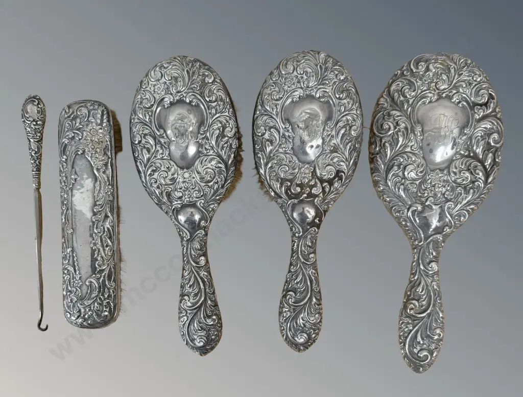 Sterling Silver Mounted Dressing Table Set and Boot Hook TW773gms Image 1++