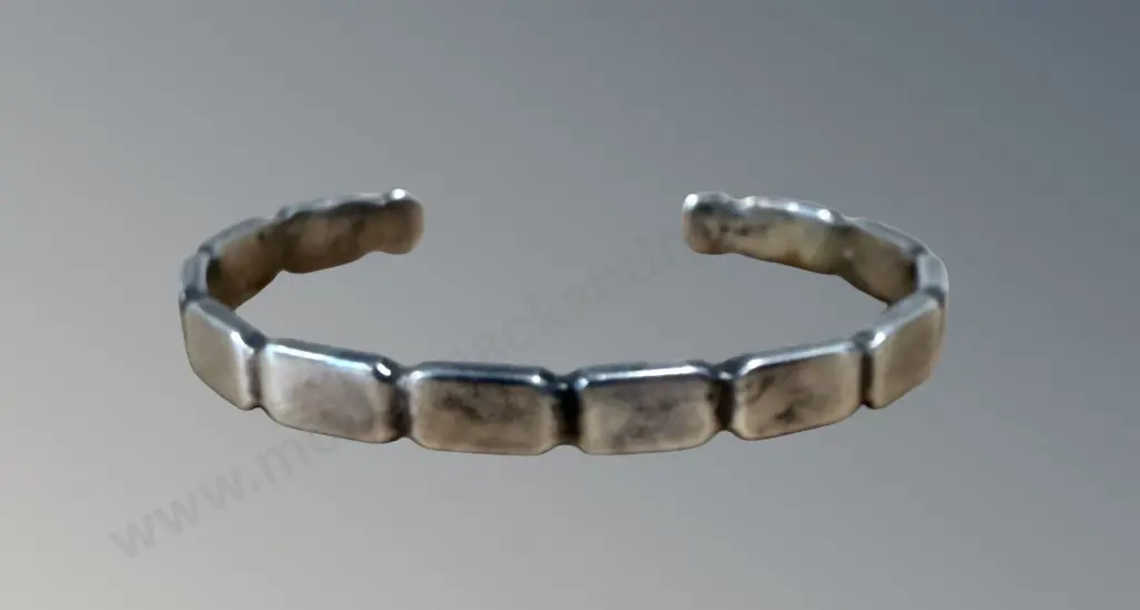 Sterling Silver Bangle, TW32gms Image 1++