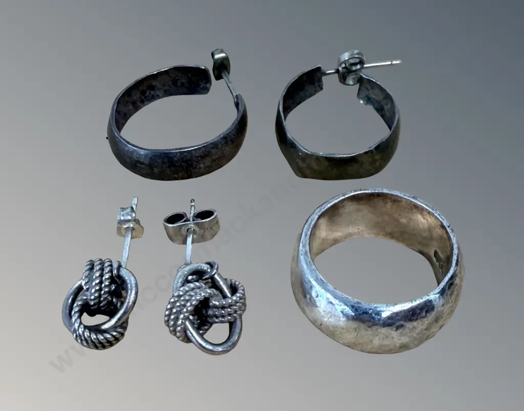 .990 Silver Ring Size O, .990 Silver Hoop Earrings and Silver Knot Earrings, TW19.46gms Image 1++