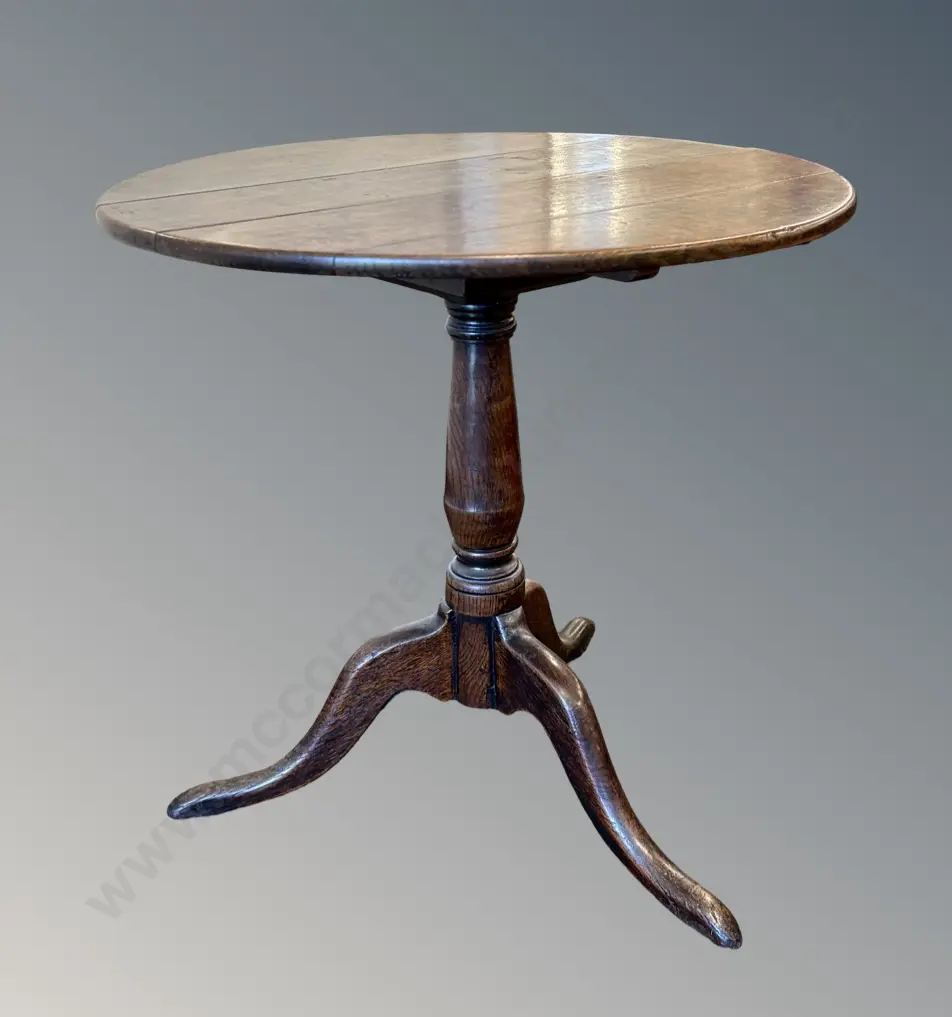 Georgian Oak Tilt Top Circular Table on Centre Pedestal Base H69xD74cm Image 1++
