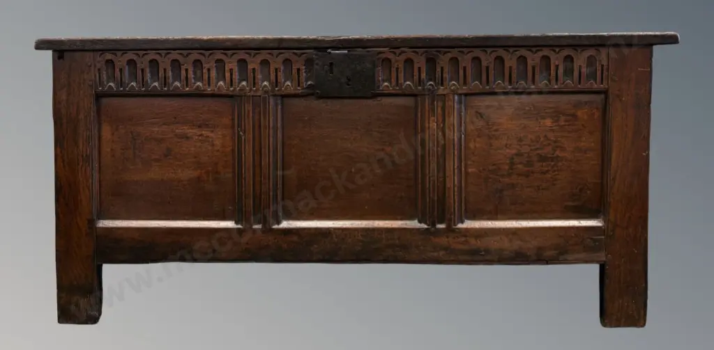Oak Panelled Coffer, L130x60x53cm Image 1++