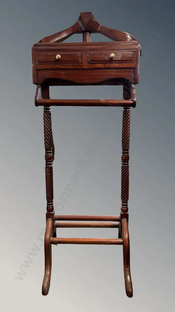Mahogany Gentleman's Valet Stand H123cm Image 1++