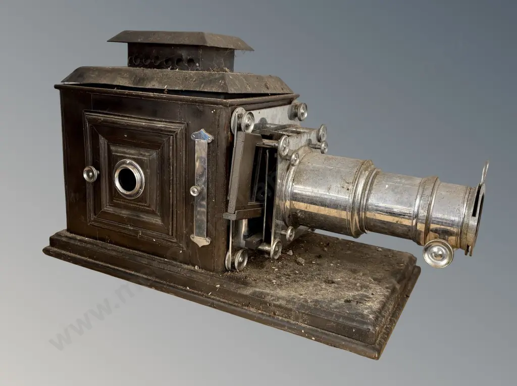 Early Projector H36xL60cm Image 1++