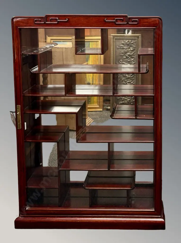 Mahogany Eastern Style Display Cabinet with Mirrored Back and Multi-Tiered Compartments, H91xL61xD10cm Image 1++