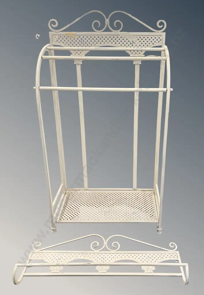 Metal Freestanding and Wall-Hanging Towel Rails with Scrolling and Fretwork H100cm Image 1++